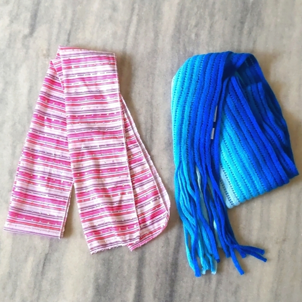 NWOT. Girls scarf (2)